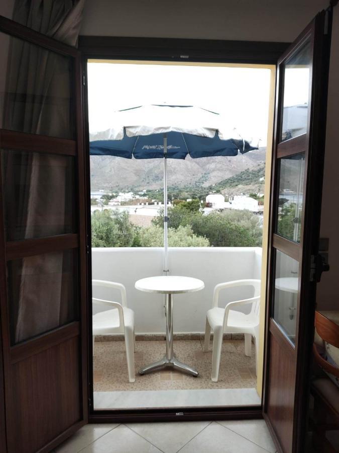 Tilos Fantasy Livadia  Екстер'єр фото